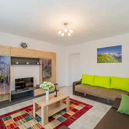 Longstreet Apartment Brasov